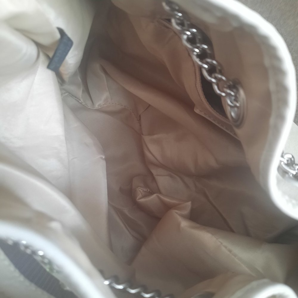 Danier Suede Drawstring Bucket bag - Picture 6 of 7